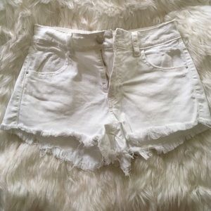 White guess shorts